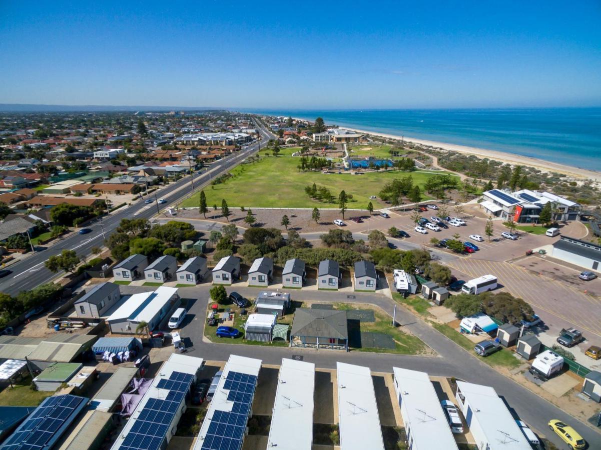 Discovery Parks - Adelaide Beachfront Exterior photo