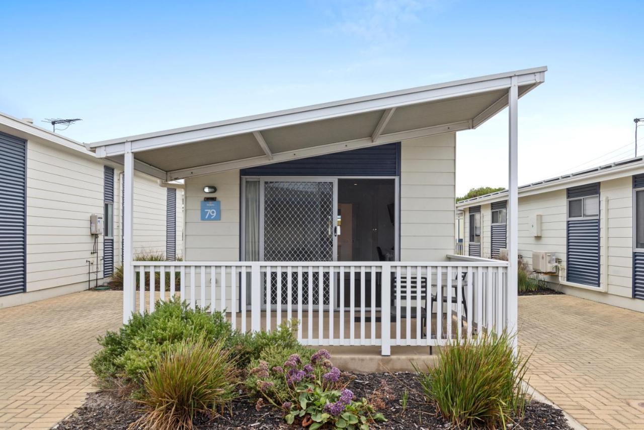 Discovery Parks - Adelaide Beachfront Exterior photo