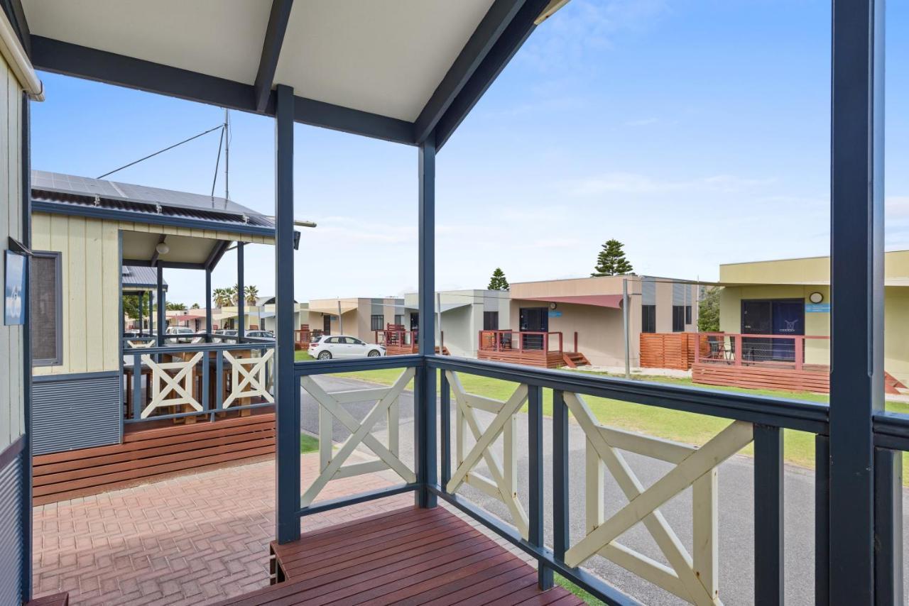 Discovery Parks - Adelaide Beachfront Exterior photo
