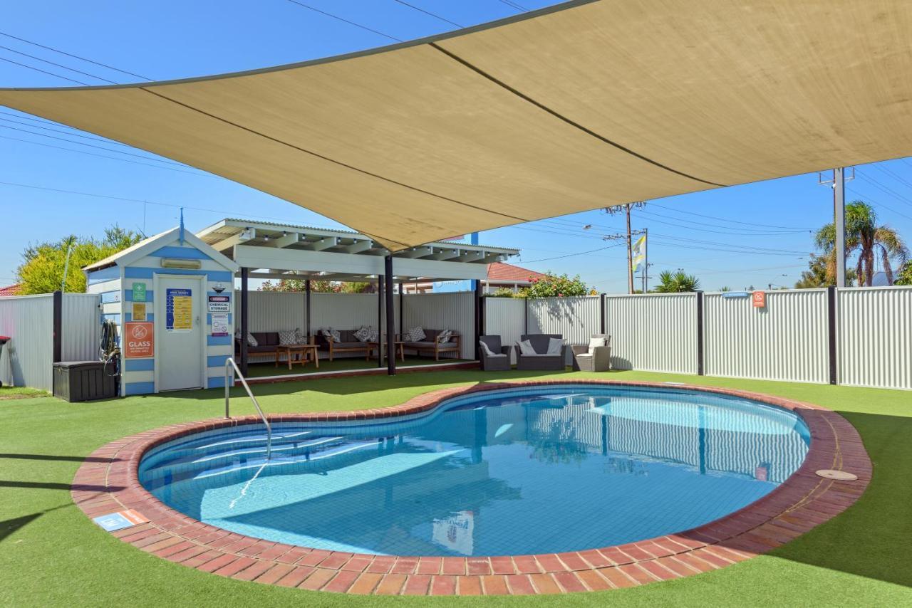 Discovery Parks - Adelaide Beachfront Hotel Exterior photo