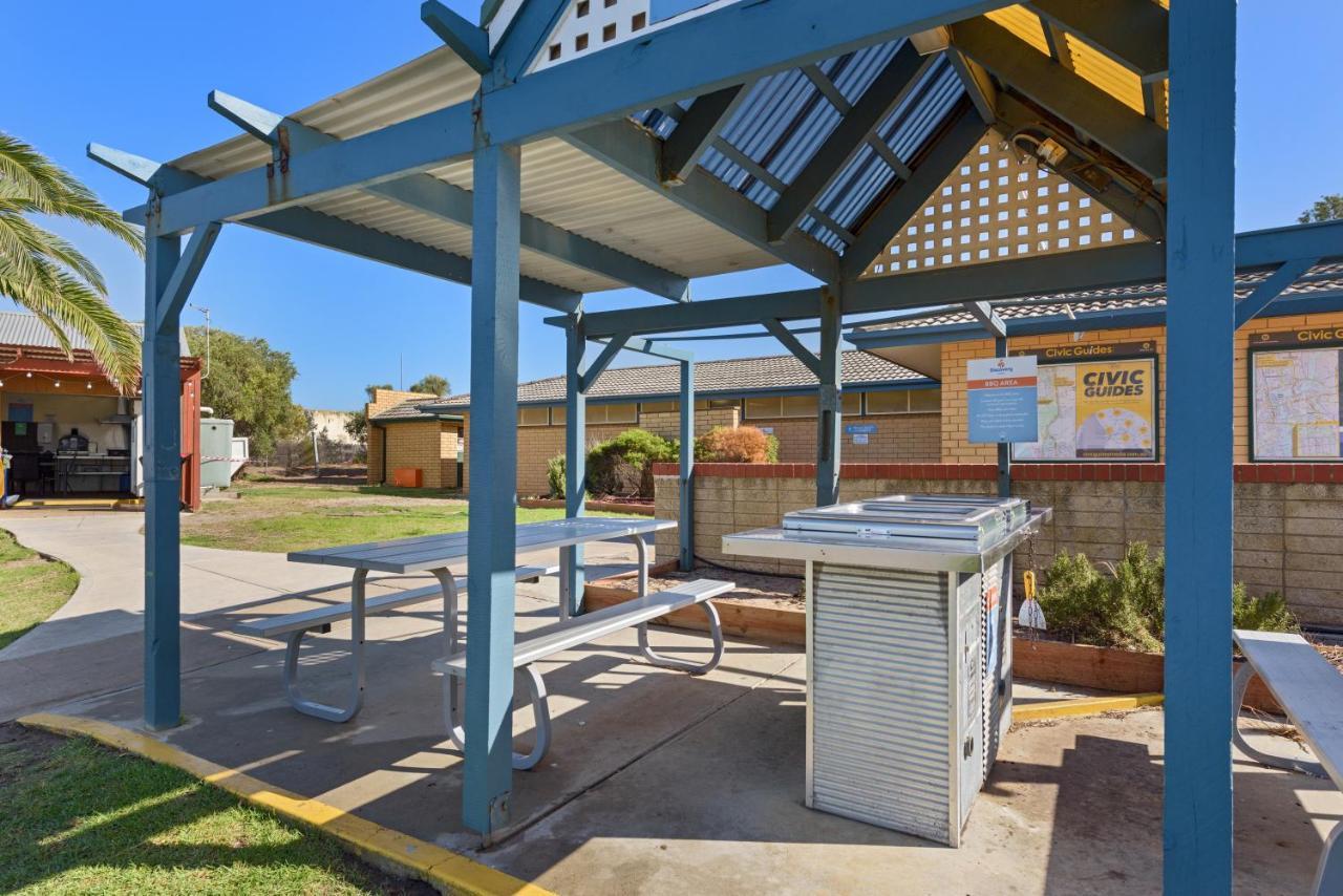 Discovery Parks - Adelaide Beachfront Exterior photo